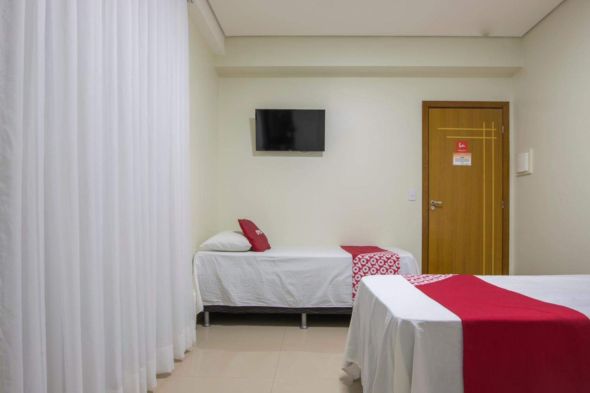 Oyo Tropical Confort Hotel, Brasilia Sao Sebastiao  Exterior photo